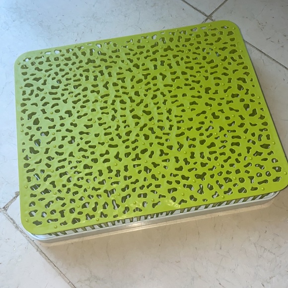 BOON Grass Countertop Drying Rack, Green EUC - Picture 10 of 14